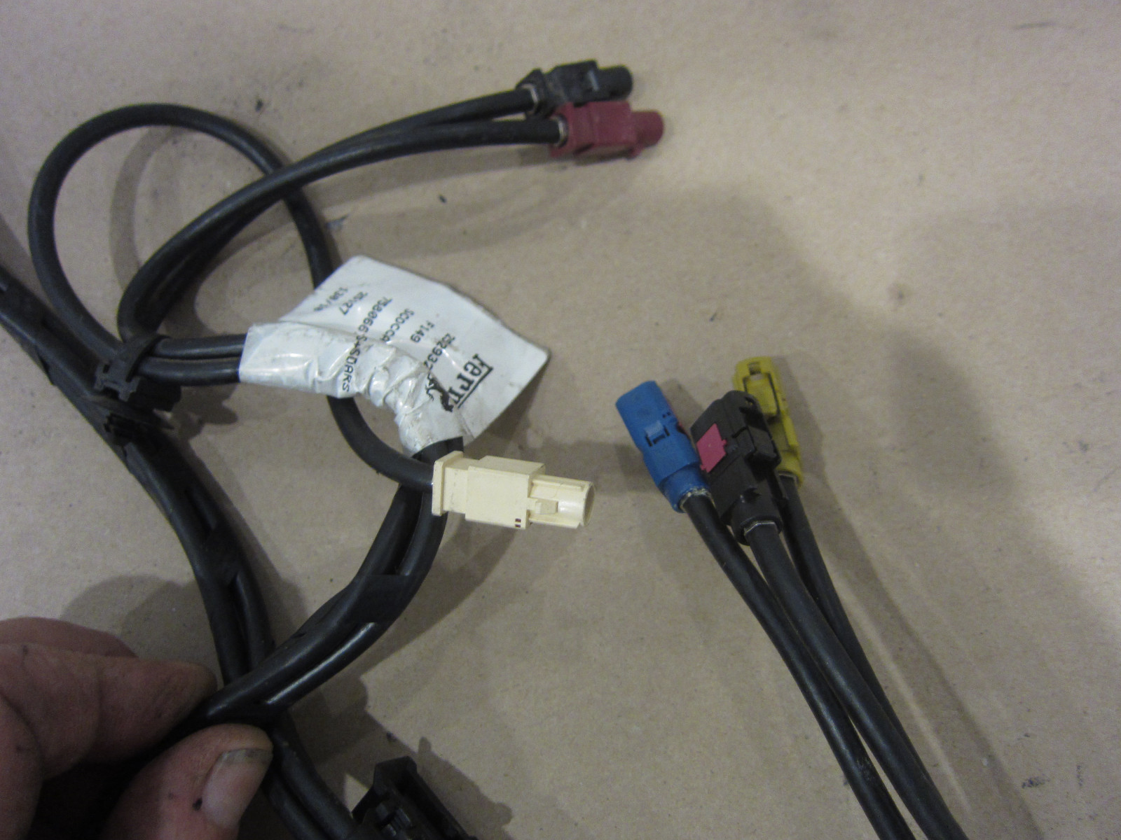 Ferrari California - Body AM/FM GPS SDARS Antenna Cable  - P/N 252932