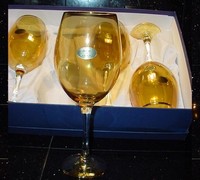 Made In Italy Collection Italian Amber Tall Wine Glass Set In Box Gold Trim Made In Italy Collection Italian Amber Tall Wine Glass Set In Box Gold Trim