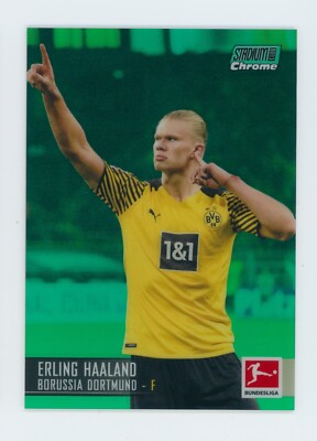 2021-22 Erling Haaland Topps Stadium Club Chrome Green Refractor Card 8/99