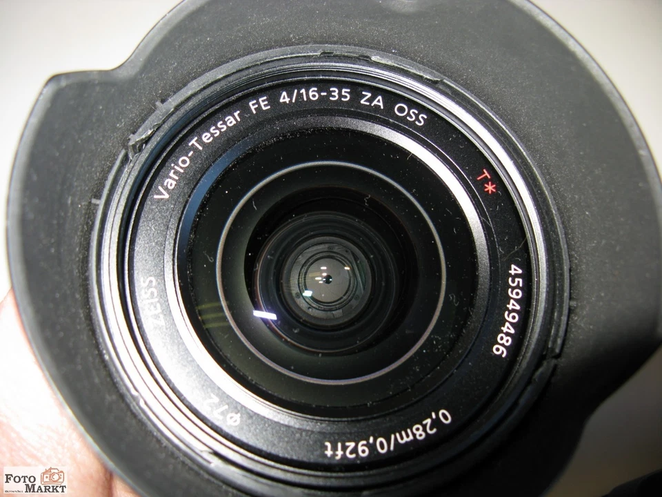 Objetivo Zoom Gran Angular Sony Zeiss Vario-Tessar FE 4/16-35 ZA OSS SEL1635Z - Imagen 2 de 4