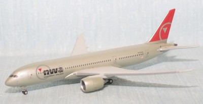 GEMINI JETS GJNWA665 1:400 BOEING 787-8 FLUGZEUG NORTH WEST AIRLINE BOXED