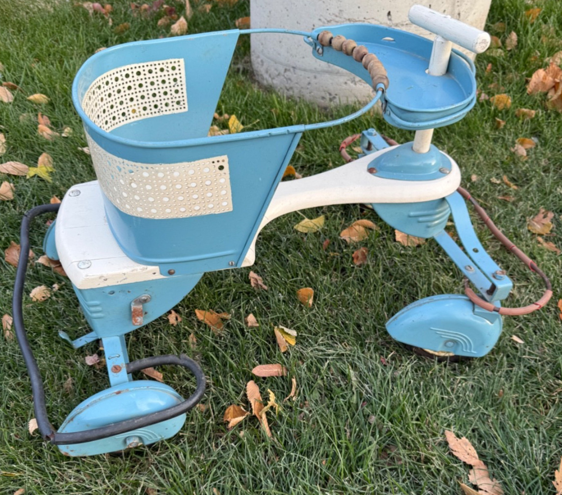 TAYLOR TOT Vintage 1940’s BABY WALKER SCOOTER BUGGY Blue AIRSTREAM FENDERS