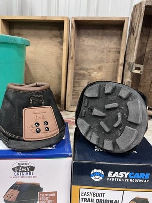 2 Easycare easyboot horse hoof boots size 8