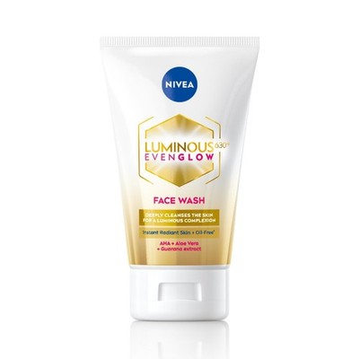 NIVEA Luminous Even Glow Gesichtswasser mit ölfreier Formel, angereichert mit...