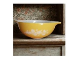 New ListingVintage Pyrex Butterfly Gold Cinderella Mixing Bowl 2 1/2 QT Size #443