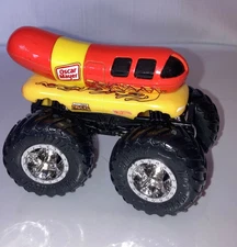HOT WHEELS Monster Jam Trucks Oscar Meyer Weiner Mobile Die Cast EXCELLENT