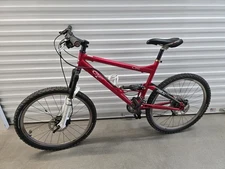 Gary Fisher Cake 3 DLX Platinum Carbon Bontrager Manitou Elite Deore Bicycle 