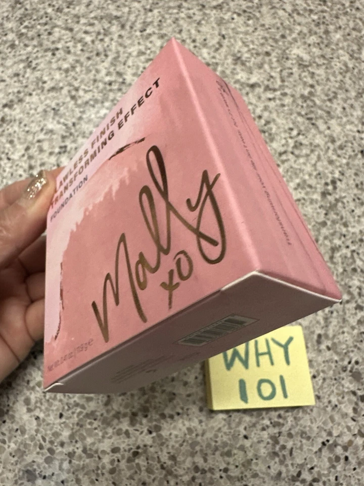 MALLY Flawless Finish Transforming Effect Foundation in MEDIUM .41oz FULL SZ $36 - Image 3 of 4