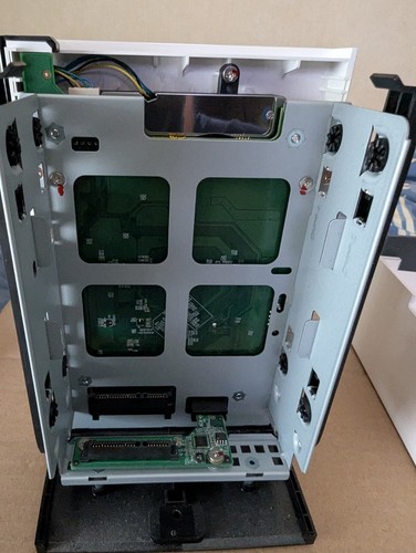 Qnap TS-228 NAS sans disque Comme Neuf - Afbeelding 11 van 14