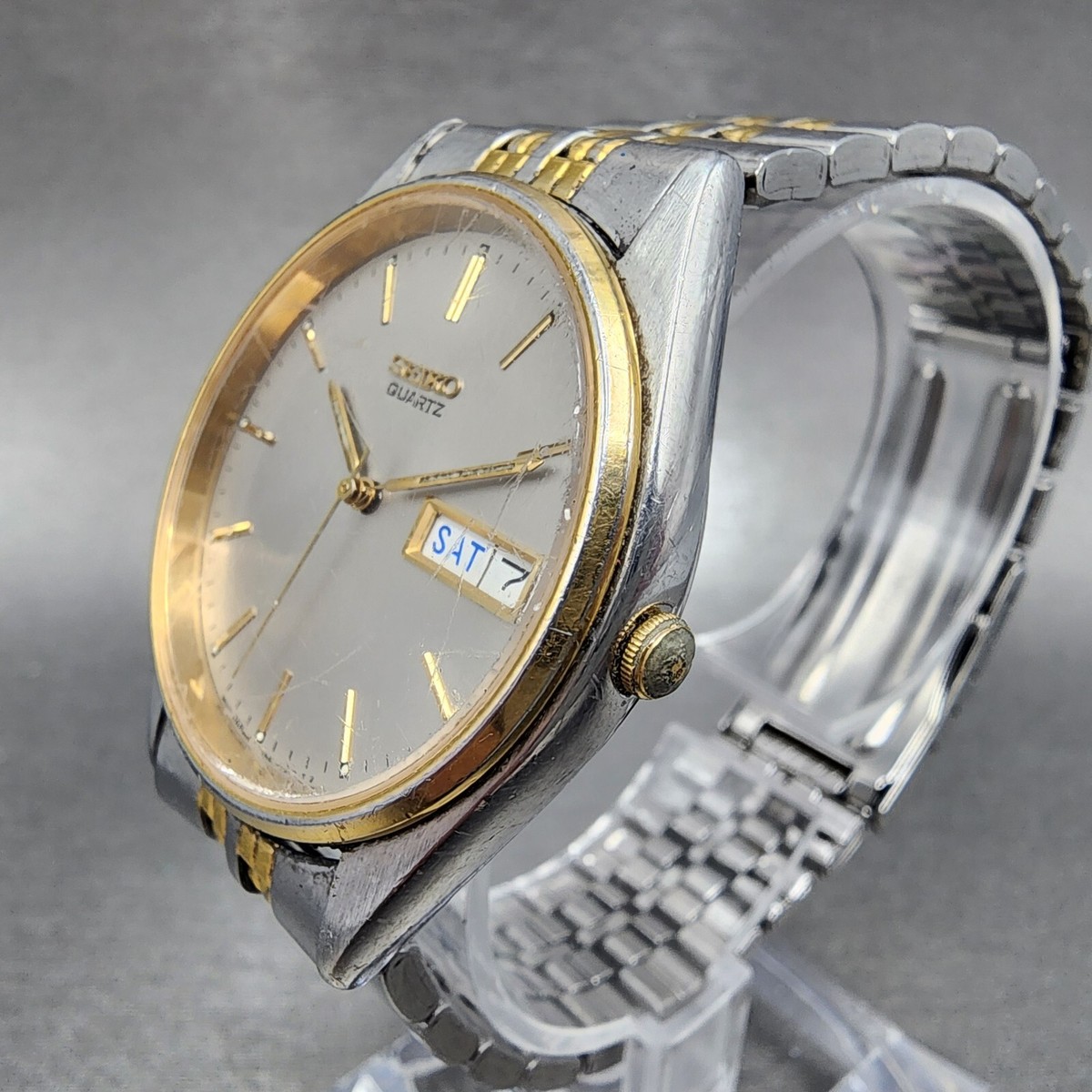 Seiko Watch Men 34mm Silver Dial Two Tone Daydate Round 7N43