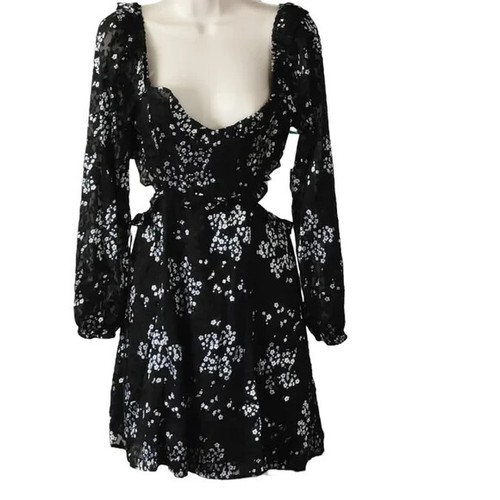 ASTR The Label Avila Floral Cutout Long Sleeve Mini Dress Black Women's M - Picture 4 of 11