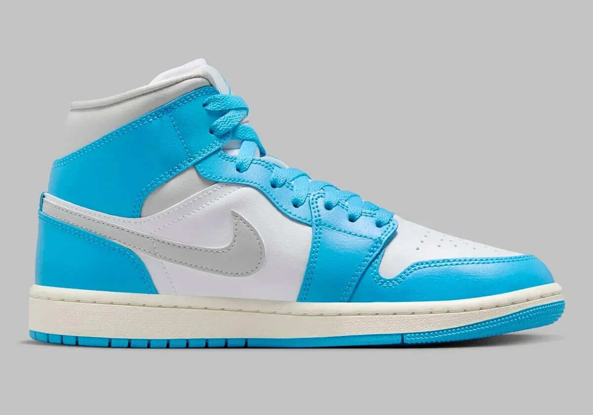 Nike Air Jordan 1 Mid 'Dark Powder Blue White Grey' BQ6472-400