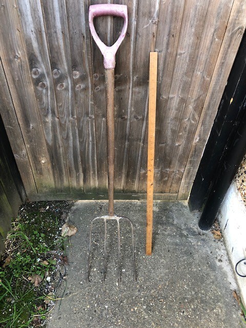 Picture 1 of 4