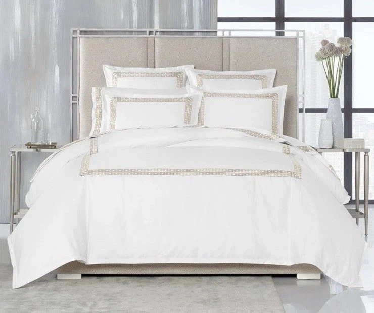 Hotel Collection Chain Link Embroidery FULL/QUEEN Duvet + 2 Shams WhiteChampagne - Image 4 of 4