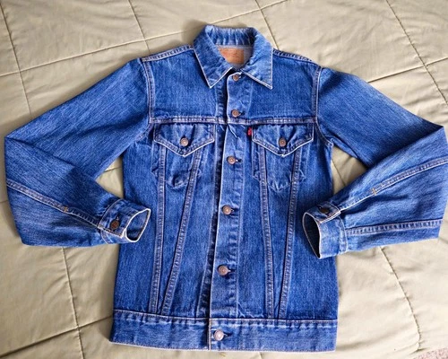 VTG 1970s Levi’s 71205-0217 Long Denim Trucker Jacket Size 34 USA - product listing photo