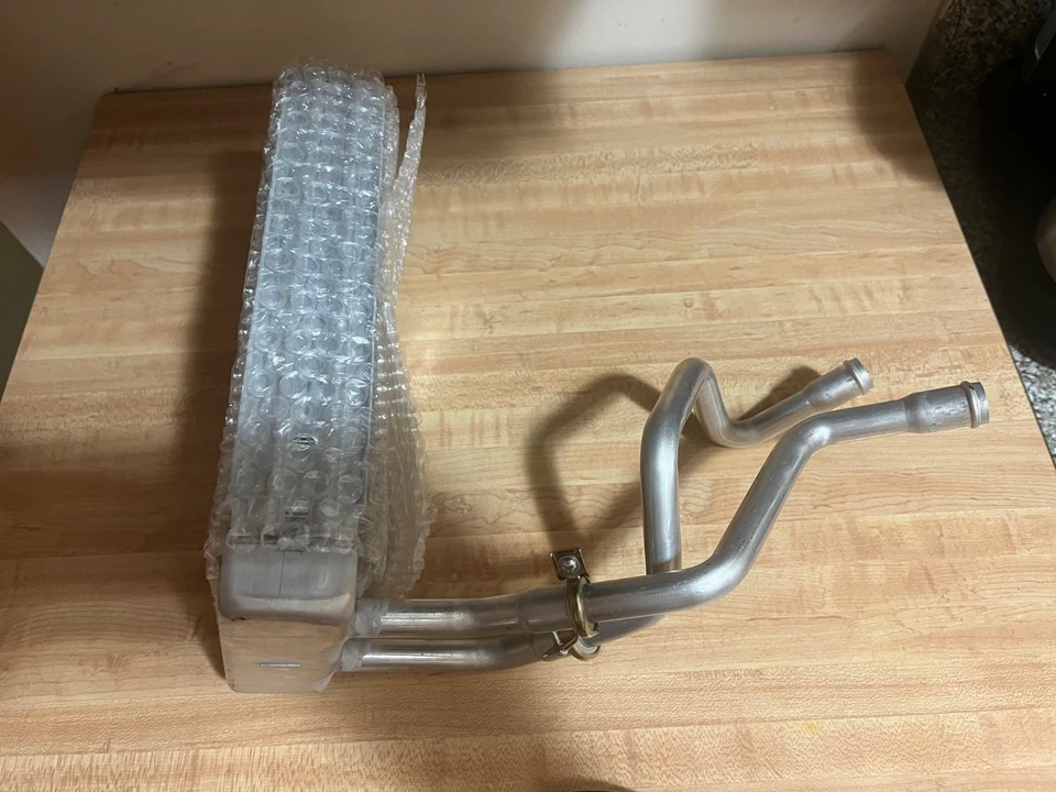 Nissan Pathfinder 2005-2012 núcleo térmico nuevo Foto 3 de 4