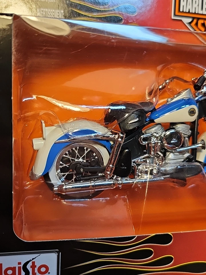 Maisto Harley Davidson 1958 FLH Duo-Glide motocicleta diecast 1:18 serie 12 Foto 2 de 4
