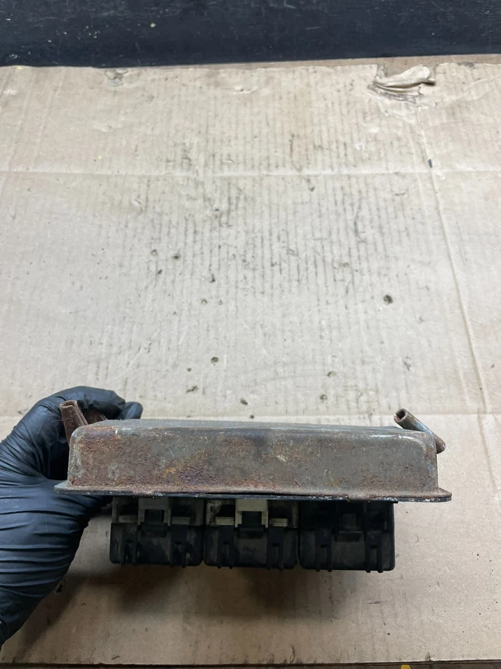 1998 Jeep Grand Cherokee 4.0 ECU ECM двигатель компьютерный модуль R1907 DG - Изображение 2 из 4