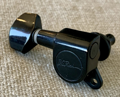 2003 B.C Rich KK Beast V Electric Guitar Treble Side Black Tuner Tuning Peg