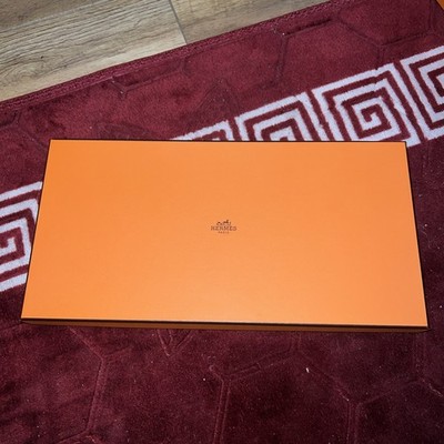 Original LEERE Hermes Geschenkboxen (2) 36 cm x 19 cm x 3 cm mit Seidenpapier 