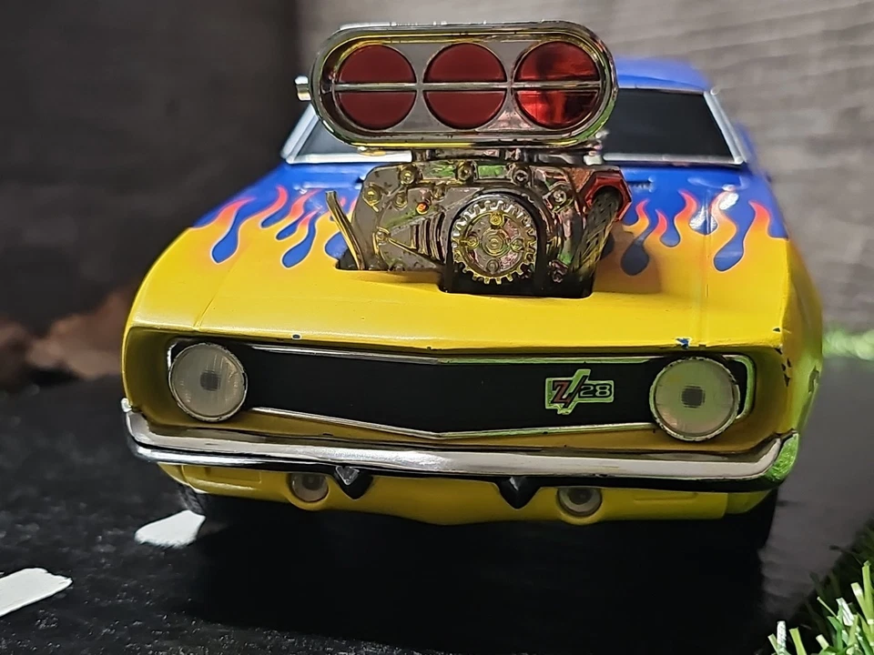 Vntg 2000 Muscle Machines 1969 Chevy Camaro Z/28 1:18 Scale Diecast Car NO BOX  - Image 3 of 4