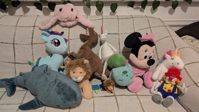 Soft Cuddly Friends 