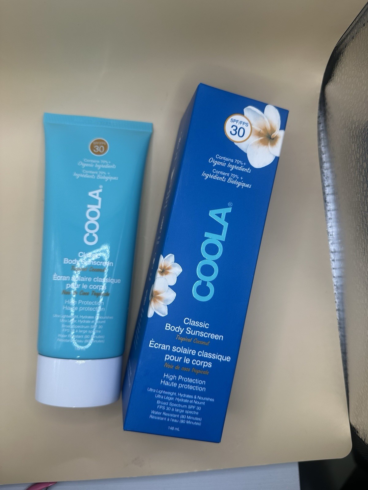 COOLA Organic SPF30 Tropical Coconut Body Sunscreen 5oz Exp 6/2026