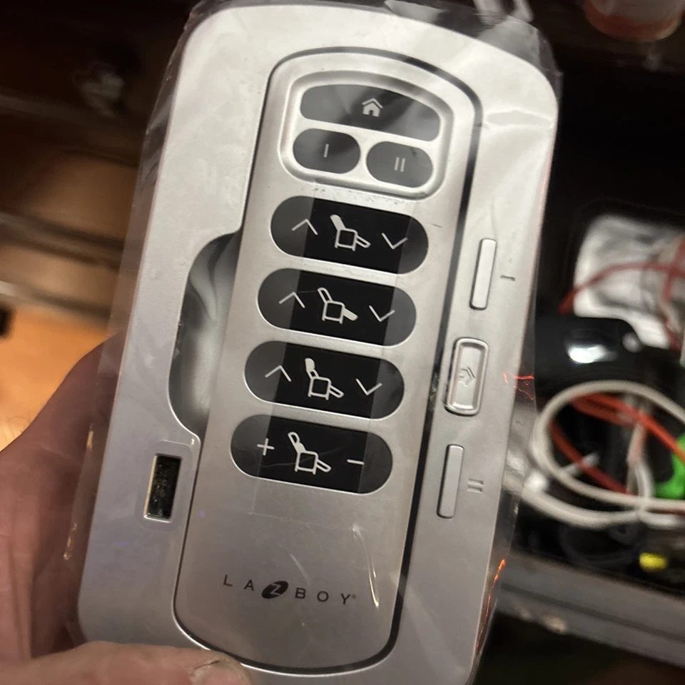 Controle remoto reclinável elétrico sem fio A++ La-Z-Boy 10.000223 e suporte 10.000185 - Imagem 2 de 4