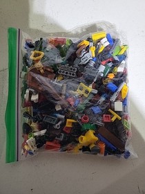 Lego DUPLO Set Brick Box Full Of Different Legos Not ORIGINAL ABOUT 2 Pounds 