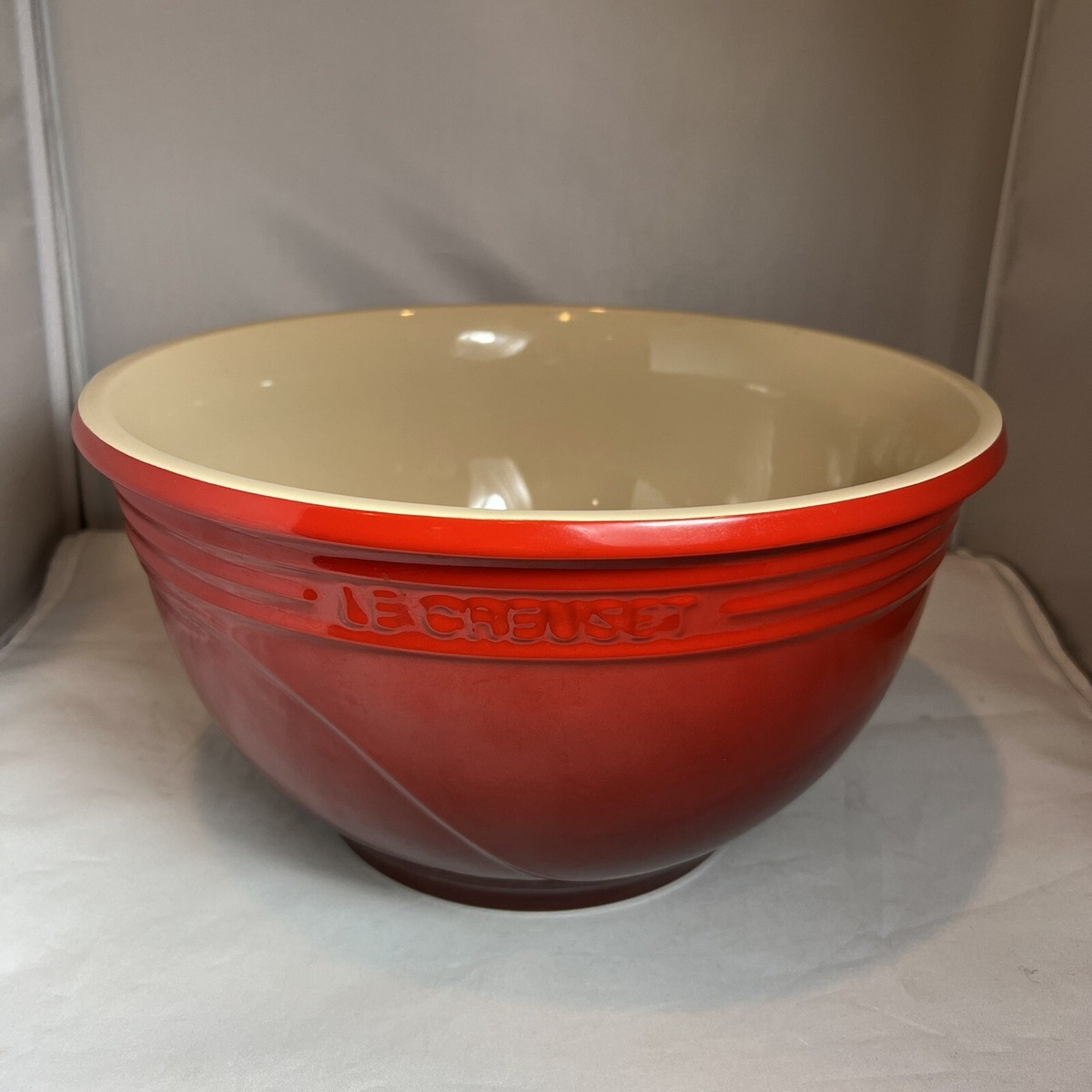 LE CREUSET Owan Bowl 黒 赤 セット LE CREUSET Owan Bowl 黒 赤 セット