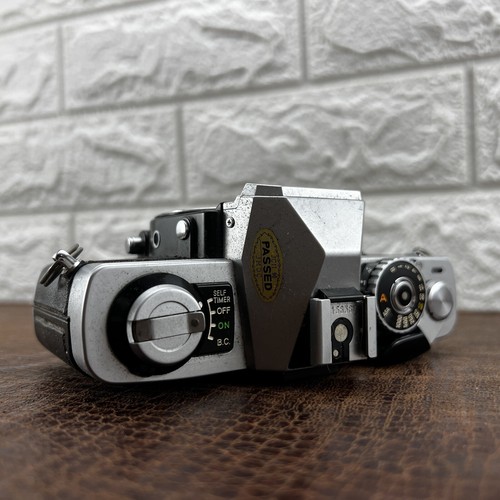 Minolta XG9 35mm SLR Camera Body PARTS No Battery Cover Cannot Confirm Working - Picture 5 of 10