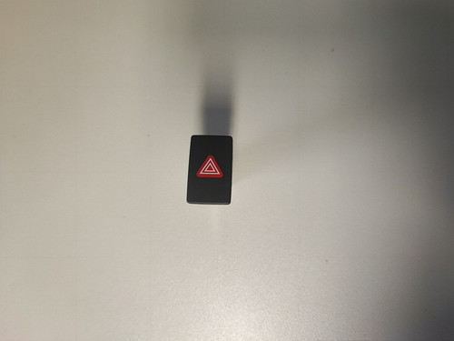 VW Golf VI 5K BJ12 Schalter Warnblinkanlage 5K0953509A