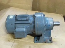 SUMITOMO SM-CYCLO INDUCTION MOTOR TC-F 2 HP 230/460V W/ SPEED REDUCER HM3110-C