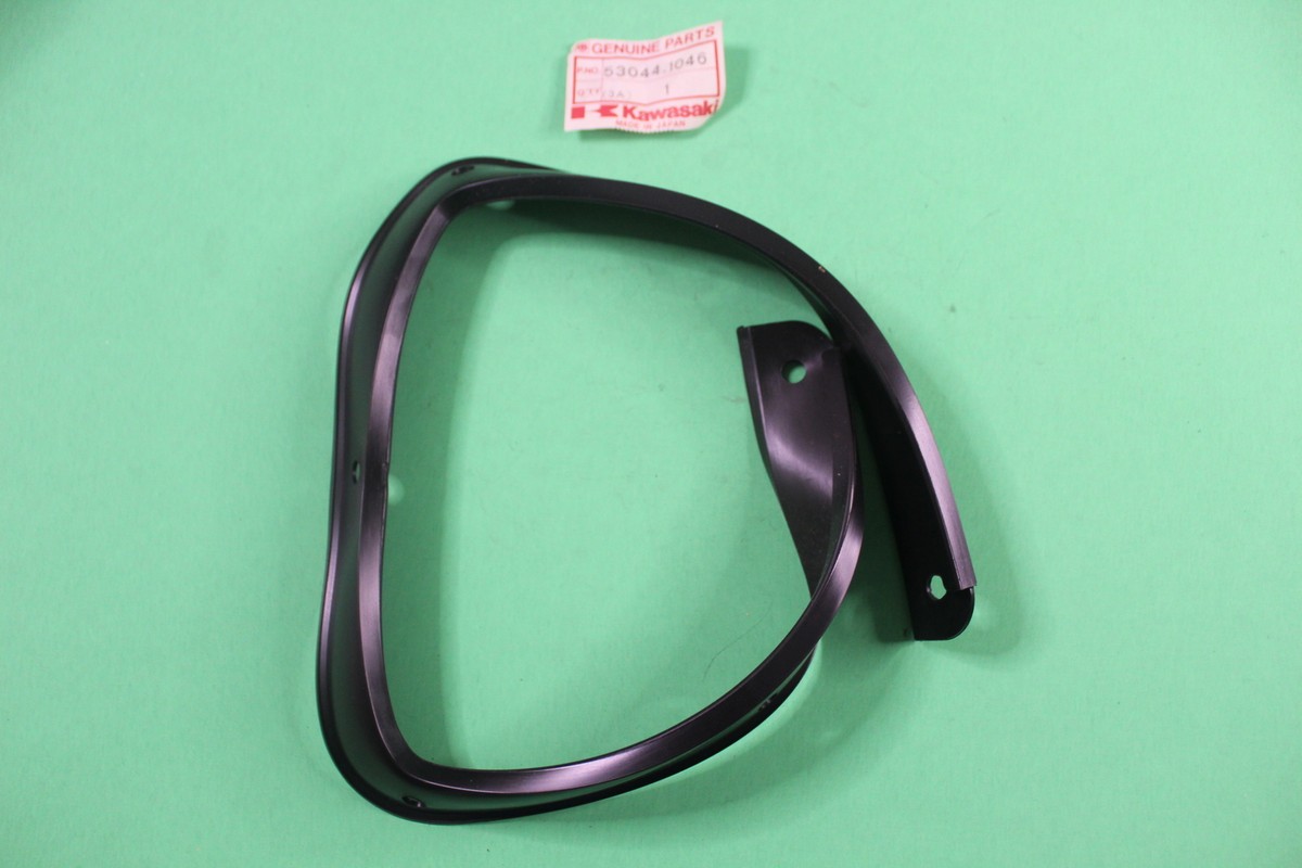 NOS OEM KAWASAKI ZX750 A1 1983 TRIM COWLING 53044-1046 | eBay