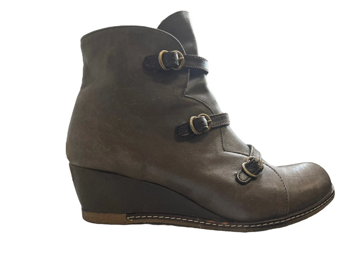 Eric michael lena boot deals