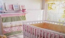 Juego de ropa de cama para cuna Big Believers Lazy Daisy de 5 piezas nuevo en paquete