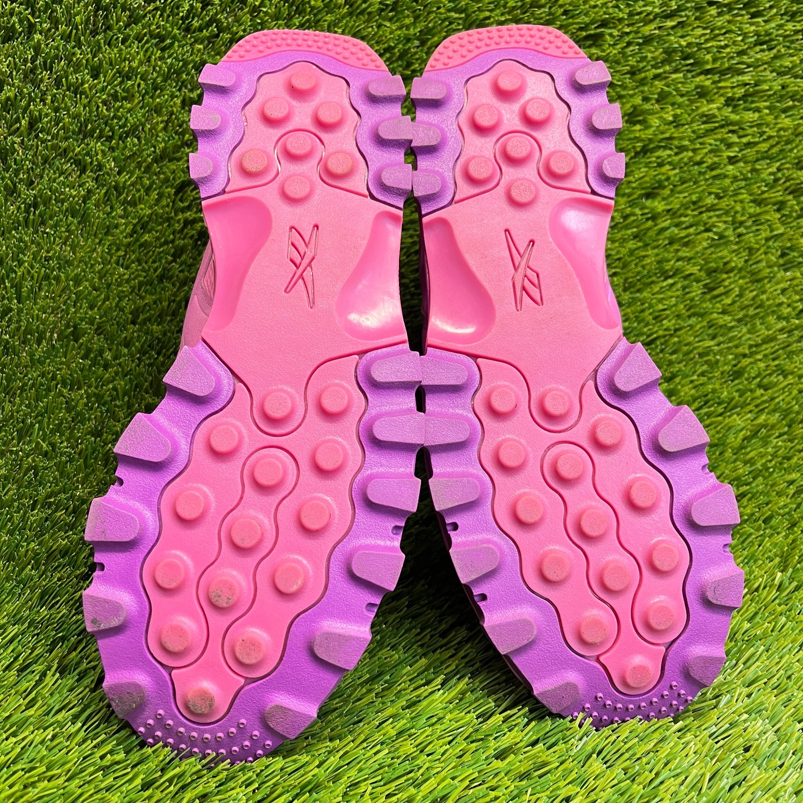 Reebok Classic Leather V2 Cardi B Womens Size 11 Purple Casual Shoes Sneakers thumbnail 8