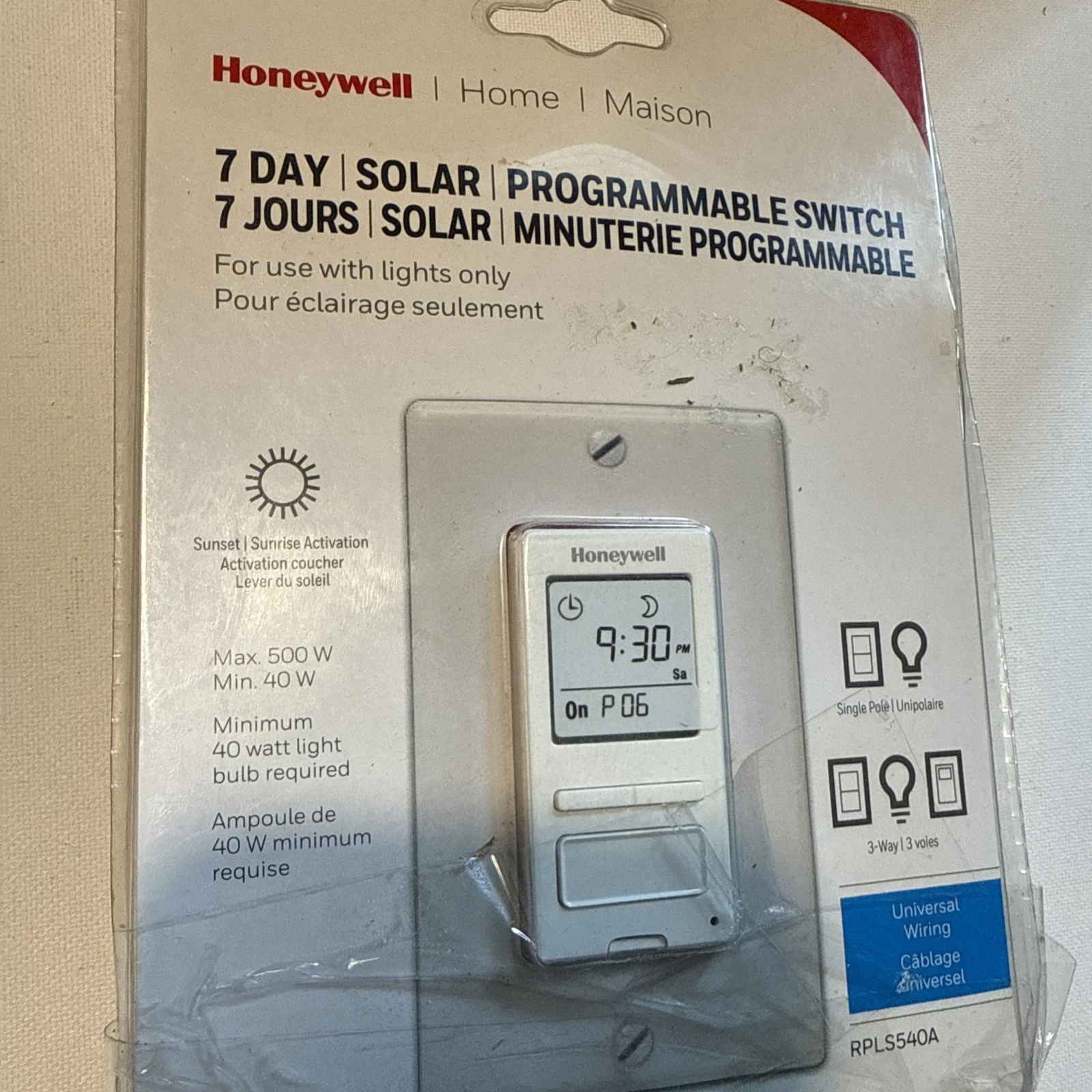 Honeywell 7-Day Solar Programmable Light Switch Timer 1-Pole White RPLS540A