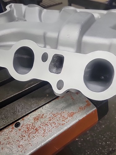 Edelbrock 2166 BB Ford 429/460 Performer Intake, Dual Plane, 4150 Flg,0-5500RPM - Picture 14 of 22