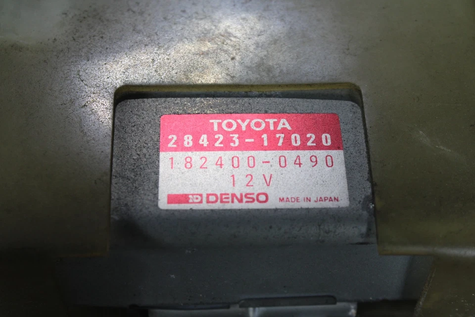 TOYOTA LAND CRUISER 80 HDJ81 OEM JDM RHD VOLTAGE CONVERTER② 28423-17020 - Image 4 of 4