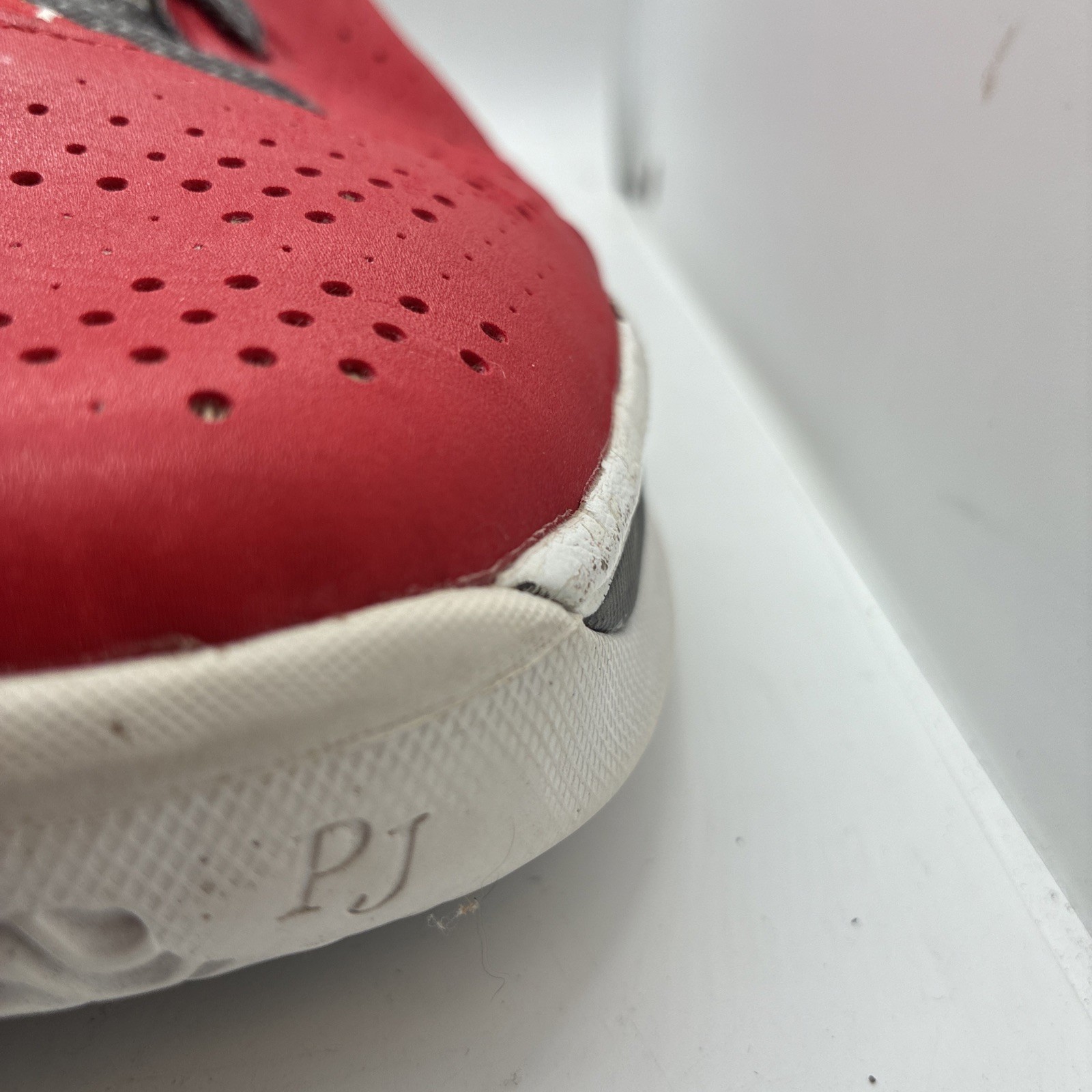 Size 12 - Adidas Rose 🌹 5 Men’s Basketball Shoes thumbnail 3