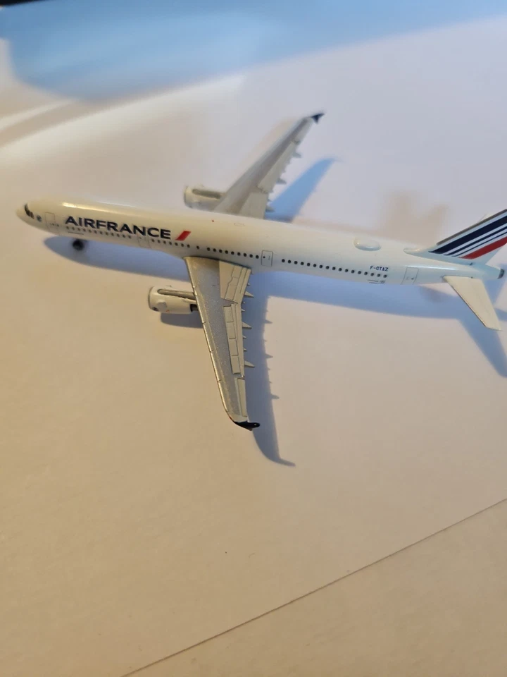 HERPA - Avion de ligne commerciale -AIRBUS A321 Air France Saint-Quentin 1/500 - Photo 3/4