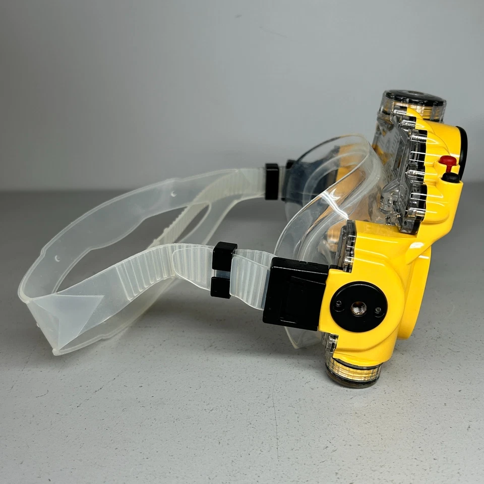 Liquid Image Explorer Series 8.0MP UnderwaterDigitalCamera Mask304 & Manual+Case - Image 3 of 4