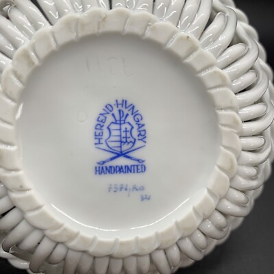 Herend Hungary Rothschild Bird Porcelain 7376 Handpainted Basket