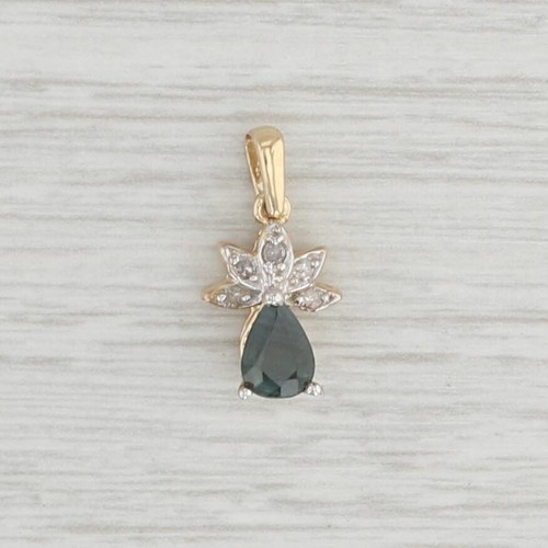 0.68ctw Blue Sapphire Teardrop Diamond 