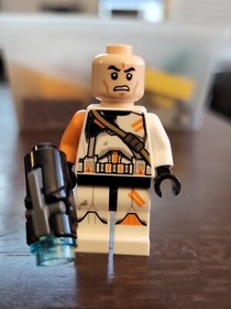 LEGO Star Wars Airborne Clone Trooper 212th Minifigure Utapau Trooper 75036