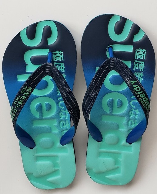 sandals scuba