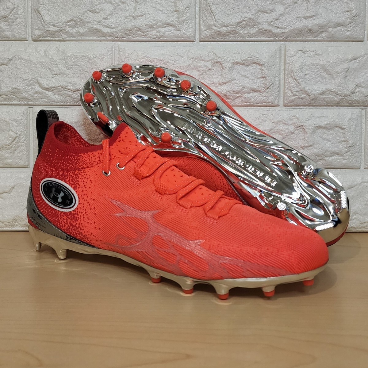 UNDER ARMOUR MC COMMAND PRO FOOTBALL LACROSSE CLEATS ORANGE MEN\'S SIZE 13.5 Under Armour Men main image 2