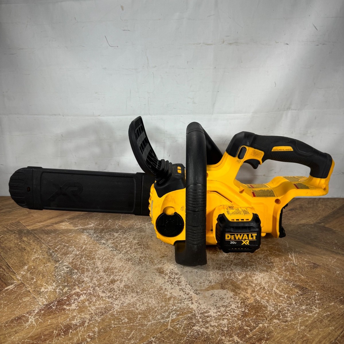 Cordless Chainsaws Dccs620 Chainsaw Cordless Chainsaw Dccs620