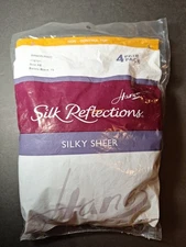 Hanes Silk Reflections Silky Sheer 115781 Size AB Barely Black 74 Sandalfoot 